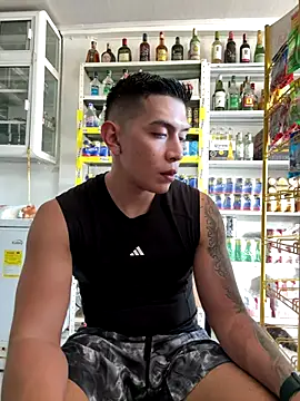 OliverWest04 online show from December 2025 08:59:01 PM