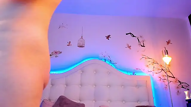 TinyBlair online show from April 2026 04:21:02 AM