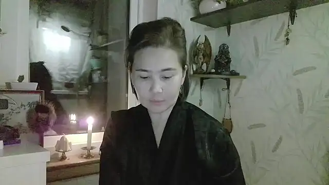 Nettie Allie online show from December 2025 07:43:01 PM