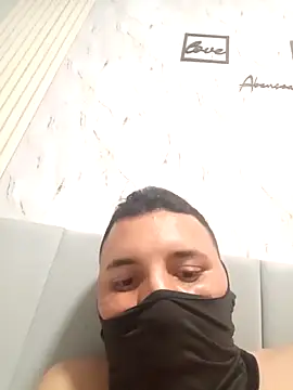 Snapshot of Cugulosojmbv chatting on December 2025 05:44:02 PM Cugulosojmbv online show from December 2025 05:44:02 PM