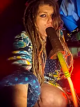 Snapshot of Horny_hippie chatting on February 2025 10:48:01 PM Horny hippie online show from February 2025 10:48:01 PM