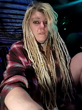 Horny hippie online show from February 2026 11:14:01 PM