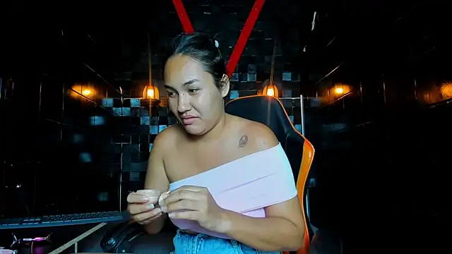 AzumiWalker online show from March 2026 03:03:02 AM