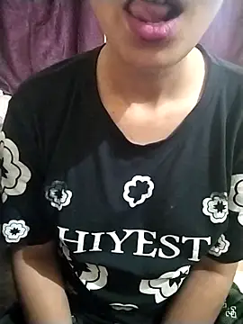 RASHMI SHARMA9 online show from April 2026 06:55:02 AM