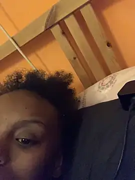    Hannah    online show from November 2025 02:41:02 PM