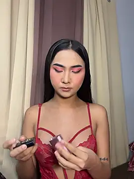 Diannellove online show from April 2026 04:59:01 PM