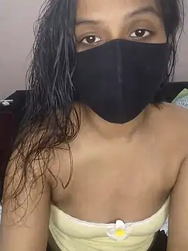 Snapshot of your-Mia07 chatting on December 2025 12:43:02 PM your-Mia07 online show from December 2025 12:43:02 PM