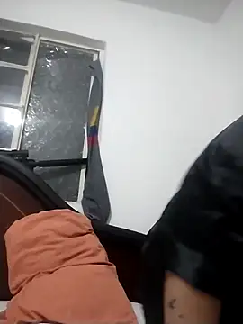 KarolWest  online show from December 2025 01:24:02 AM