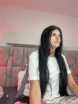 ZafiraNavarro online show from April 2026 05:56:01 PM