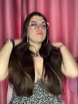 Scarletts Boobs online show from November 2025 08:35:02 PM