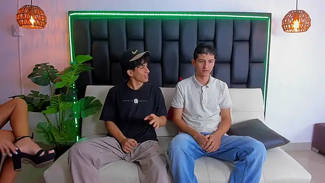 Crazy porkys online show from December 2025 07:41:02 PM