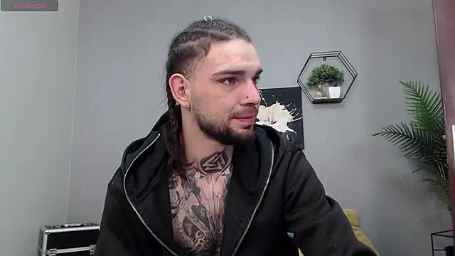 KaneHunter online show from April 2026 07:05:02 PM