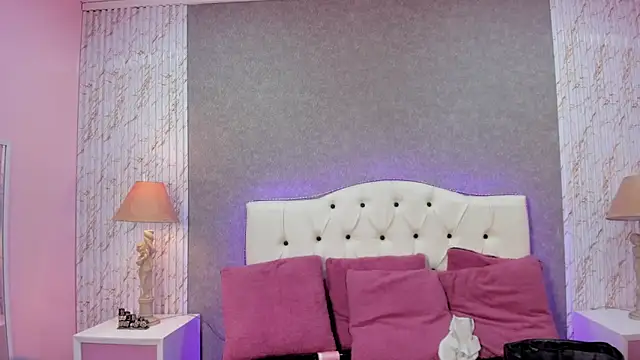 Cristal Nox22 online show from November 2025 12:41:02 PM