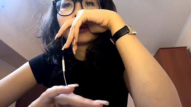 MiracleGirls online show from December 2025 06:41:01 AM