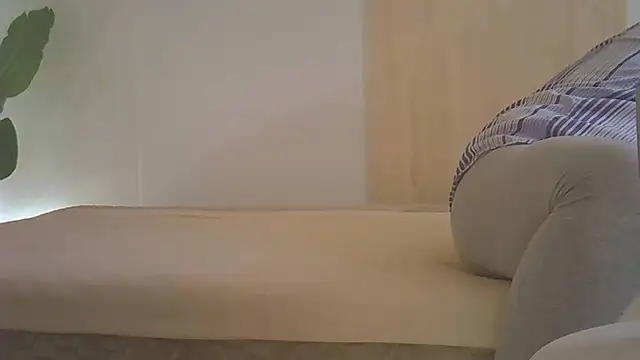 kyono-iyashi online show from April 2026 02:49:01 PM