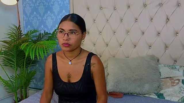 Snapshot of Miaa_Collinss chatting on November 2025 08:33:02 PM Miaa Collinss online show from November 2025 08:33:02 PM