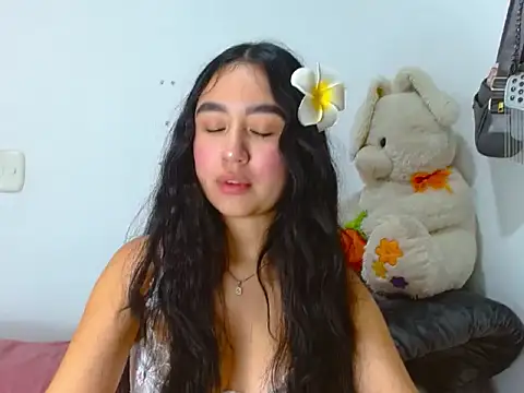 Snapshot of SiennaLorens chatting on March 2026 03:07:02 PM SiennaLorens online show from March 2026 03:07:02 PM