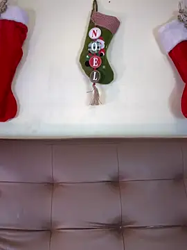 ZoeyFierce online show from December 2025 01:50:02 PM