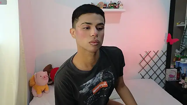 Snapshot of im_crissangel chatting on December 2025 06:13:02 PM im crissangel online show from December 2025 06:13:02 PM