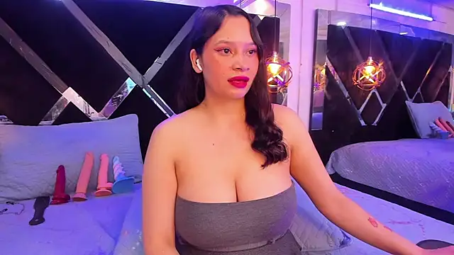 miiacharloth online show from February 2026 01:35:02 AM