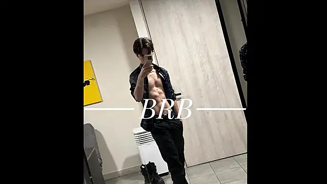 SaccharineSin online show from November 2025 01:35:02 PM