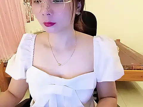 BabyDoll1999 online show from June 2026 12:22:02 PM