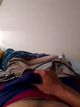 cristian112090 online show from January 2026 06:57:02 PM