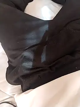 Snapshot of Yordivil1 chatting on November 2025 08:55:01 PM Yordivil1 online show from November 2025 08:55:01 PM