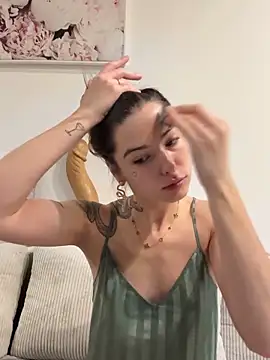 Snapshot of Sugarbellax chatting on November 2025 03:38:02 PM Sugarbellax online show from November 2025 03:38:02 PM