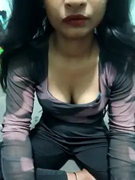 Zoyaa-Zubair online show from April 2026 06:10:02 PM