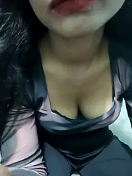 Zoyaa-Zubair online show from April 2026 07:08:02 PM