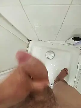 nofaceloverss online show from April 2026 04:01:01 PM