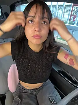 Mia fiire online show from March 2026 07:19:01 PM