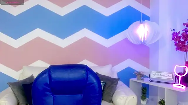 zahira1 online show from December 2025 05:21:02 PM