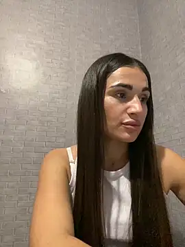 MonikaSi online show from December 2025 06:03:02 PM