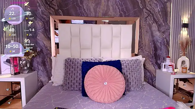 Caroline foster1 online show from December 2025 12:11:02 PM