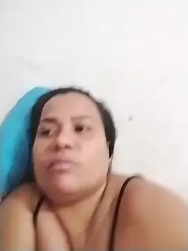 Cristileth online show from November 2025 08:56:01 PM