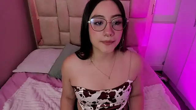 Nana  S online show from March 2026 03:35:02 AM