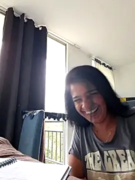 Snapshot of sweetCatallina chatting on March 2026 01:59:02 PM sweetCatallina online show from March 2026 01:59:02 PM