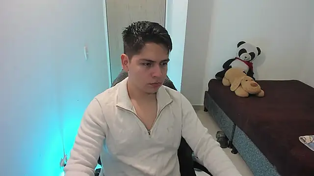 Snapshot of Asta_YunoXXX chatting on May 2026 03:33:01 AM Asta YunoXXX online show from May 2026 03:33:01 AM