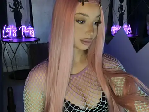 Snapshot of IsabelleJoo chatting on December 2025 10:13:02 AM IsabelleJoo online show from December 2025 10:13:02 AM