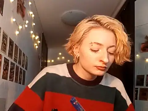 AmyGrok online show from November 2025 11:46:02 AM