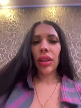 Sweet little gir online show from January 2026 08:36:01 PM