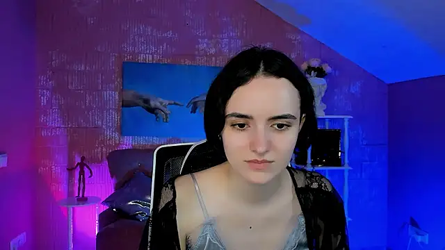 KateWillows online show from March 2026 04:40:01 AM