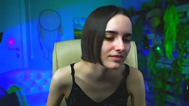 KateWillows online show from March 2026 08:14:02 AM