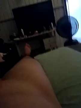 Snapshot of Tenenterodrigo chatting on November 2025 12:52:01 PM Tenenterodrigo online show from November 2025 12:52:01 PM