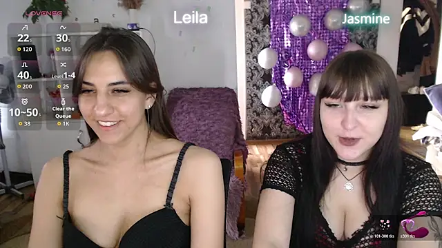 Snapshot of JasmineAdamss chatting on June 2026 08:25:02 AM JasmineAdamss online show from June 2026 08:25:02 AM