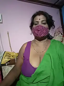 Snapshot of me-pari-hu chatting on May 2026 05:54:01 PM me-pari-hu online show from May 2026 05:54:01 PM