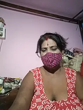 Snapshot of me-pari-hu chatting on June 2026 04:00:02 PM me-pari-hu online show from June 2026 04:00:02 PM