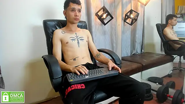 LucassSmith11 online show from July 2026 02:40:01 AM